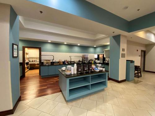 Imagen del bar/restaurante del Hotel Country Inn and Suites By Radisson, Athens, Ga. Foto 10