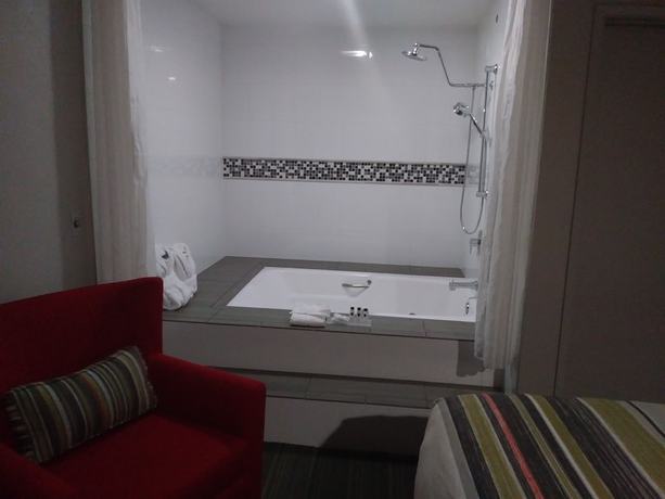 Imagen de la habitación del Hotel Country Inn and Suites By Radisson, Bakersfield, Ca. Foto 9