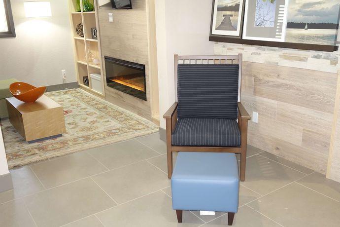 Imagen de los interiores del Hotel Country Inn and Suites By Radisson, Bakersfield, Ca. Foto 17