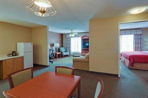 Imagen de la habitación del Hotel Country Inn and Suites By Radisson, Bel Air/aberdeen, Md. Foto 16