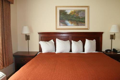 Imagen de la habitación del Hotel Country Inn and Suites By Radisson, Bentonville South - Rogers, Ar. Foto 13