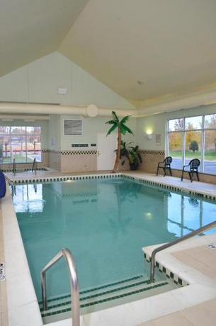 Imagen de la piscina del Hotel Country Inn and Suites By Radisson, Bentonville South - Rogers, Ar. Foto 19