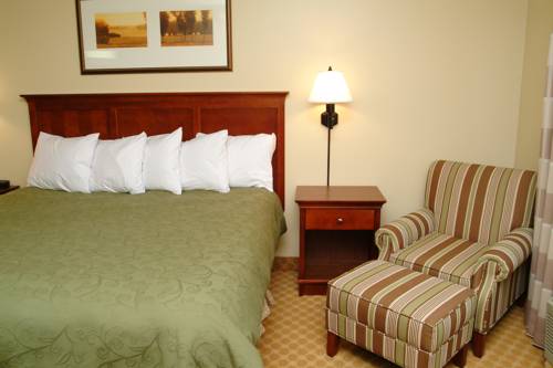 Imagen de la habitación del Hotel Country Inn and Suites By Radisson, Birch Run-frankenmuth, Mi. Foto 11