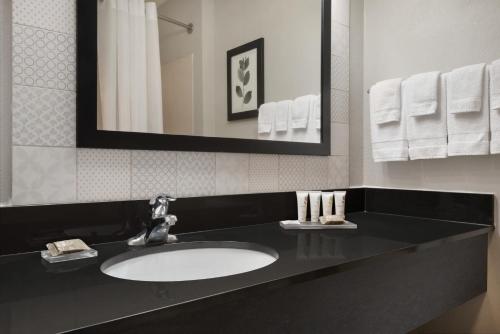 Imagen de la habitación del Hotel Country Inn and Suites By Radisson, Brookings, Sd. Foto 10