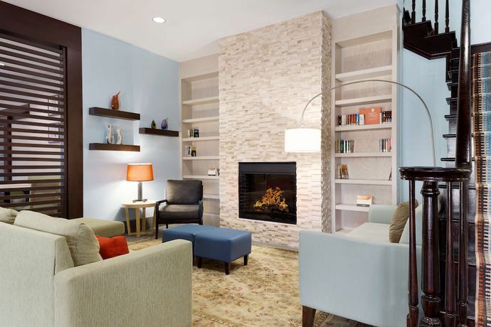 Imagen de los interiores del Hotel Country Inn and Suites By Radisson, Brunswick I-95, Ga. Foto 16