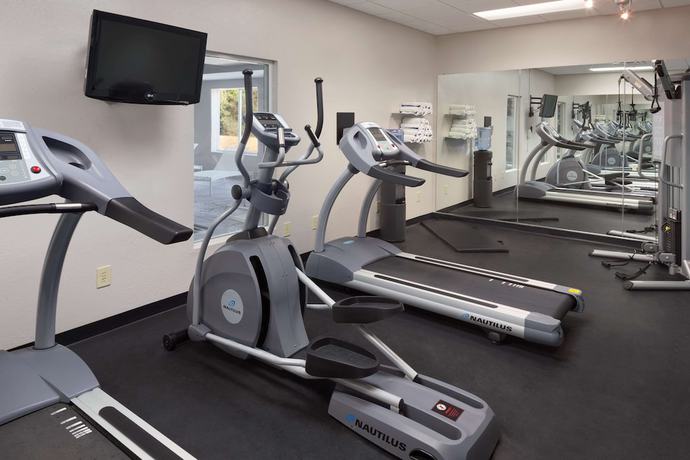 Imagen de los interiores del Hotel Country Inn and Suites By Radisson, Brunswick I-95, Ga. Foto 18