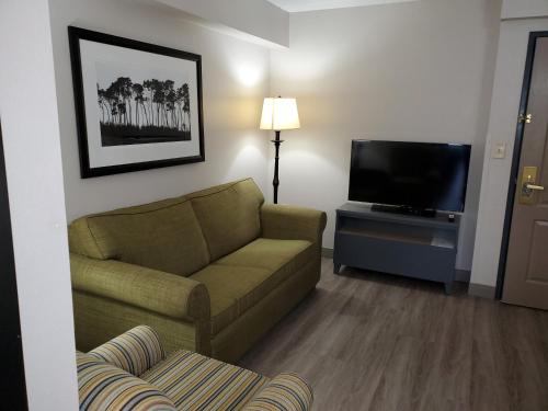 Imagen de la habitación del Hotel Country Inn and Suites By Radisson, Buford At Mall Of Georgia, Ga. Foto 16