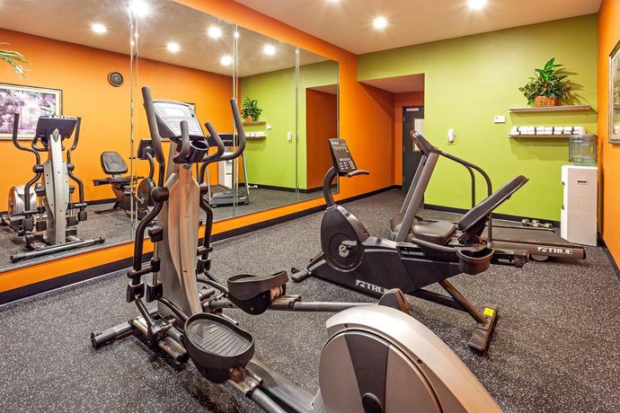 Imagen de los interiores del Hotel Country Inn and Suites By Radisson, Charleston North, Sc. Foto 12