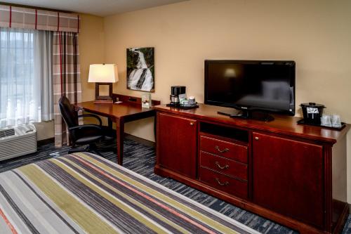 Imagen de la habitación del Hotel Country Inn and Suites By Radisson, Charleston South, Wv. Foto 6