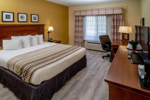 Imagen de la habitación del Hotel Country Inn and Suites By Radisson, Charleston South, Wv. Foto 15
