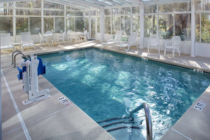 Imagen de la piscina del Hotel Country Inn and Suites By Radisson, Columbia Airport, Sc. Foto 20