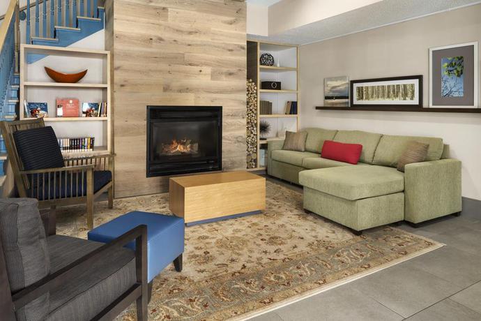 Imagen de los interiores del Hotel Country Inn and Suites By Radisson, Columbus Airport, Oh. Foto 9