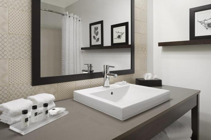 Imagen de la habitación del Hotel Country Inn and Suites By Radisson, Columbus Airport, Oh. Foto 3