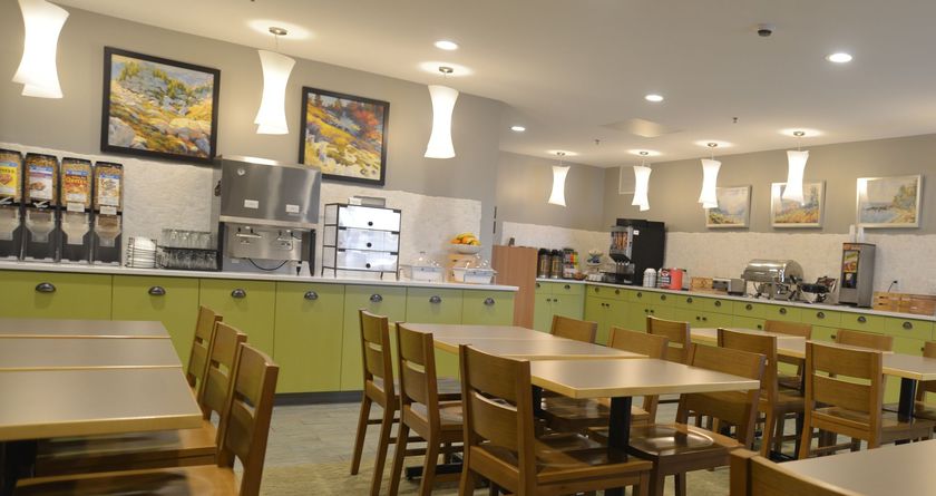 Imagen del bar/restaurante del Hotel Country Inn and Suites By Radisson, Duluth North, Mn. Foto 6