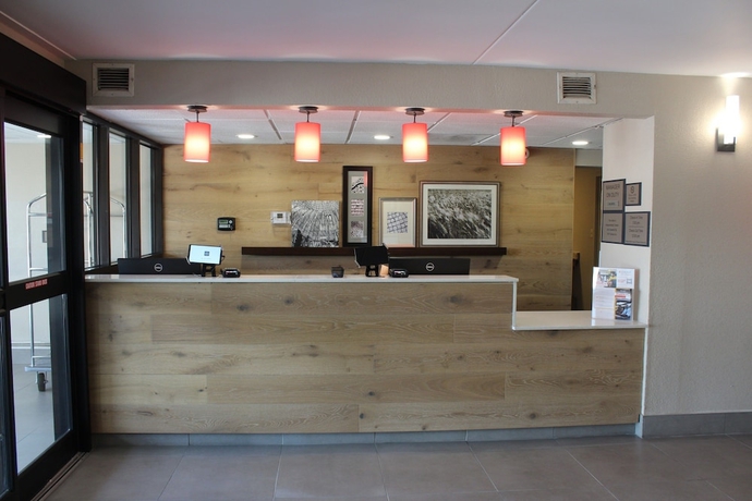 Imagen de los interiores del Hotel Country Inn and Suites By Radisson, Dunbar - Charleston. Foto 13