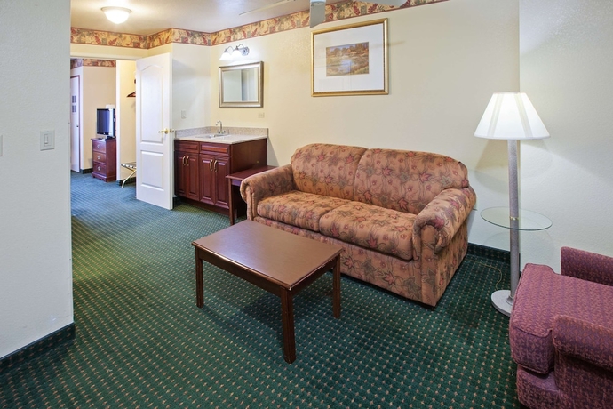 Imagen de la habitación del Hotel Country Inn and Suites By Radisson, Elkhart North, In. Foto 7