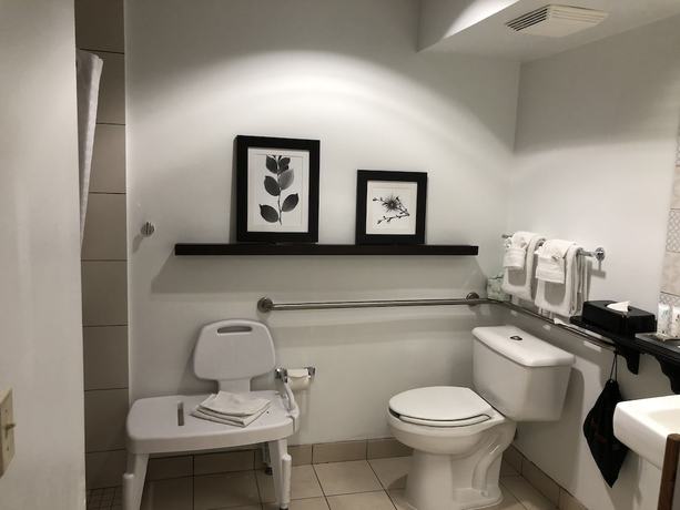 Imagen de la habitación del Hotel Country Inn and Suites By Radisson, Flagstaff, Az. Foto 10