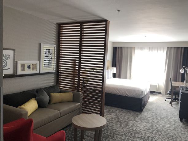 Imagen de la habitación del Hotel Country Inn and Suites By Radisson, Flagstaff Downtown, Az. Foto 10