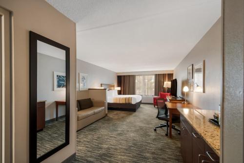 Imagen de la habitación del Hotel Country Inn and Suites By Radisson, Fredericksburg South (i-95), Va. Foto 10