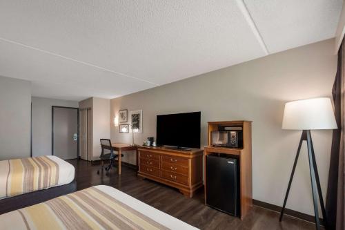 Imagen de la habitación del Hotel Country Inn and Suites By Radisson, Fredericksburg South (i-95), Va. Foto 15