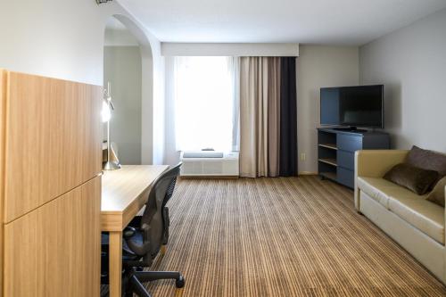 Imagen de la habitación del Hotel Country Inn and Suites By Radisson, Greenfield, In. Foto 9