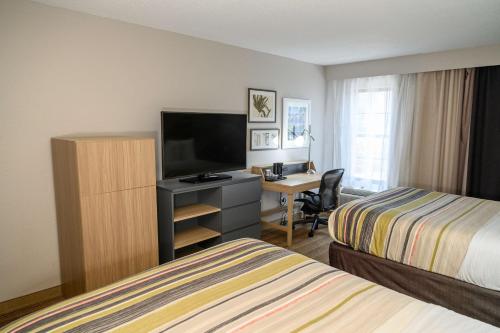 Imagen de la habitación del Hotel Country Inn and Suites By Radisson, Greenfield, In. Foto 11