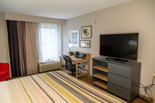 Imagen de la habitación del Hotel Country Inn and Suites By Radisson, Greenfield, In. Foto 13