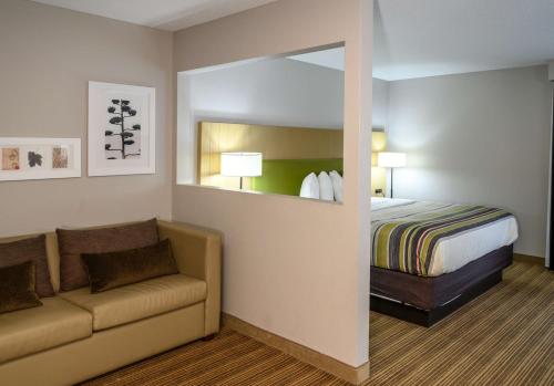 Imagen de la habitación del Hotel Country Inn and Suites By Radisson, Greenfield, In. Foto 18