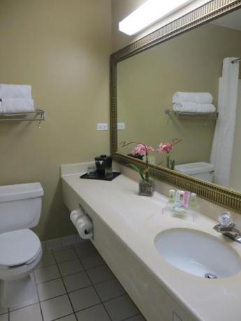 Imagen de la habitación del Hotel Country Inn and Suites By Radisson, Gurnee, Il. Foto 6