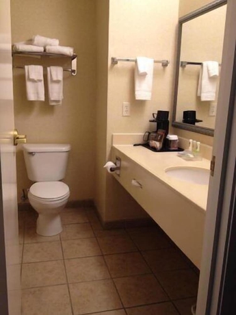 Imagen de la habitación del Hotel Country Inn and Suites By Radisson, Gurugram Sector 12. Foto 10