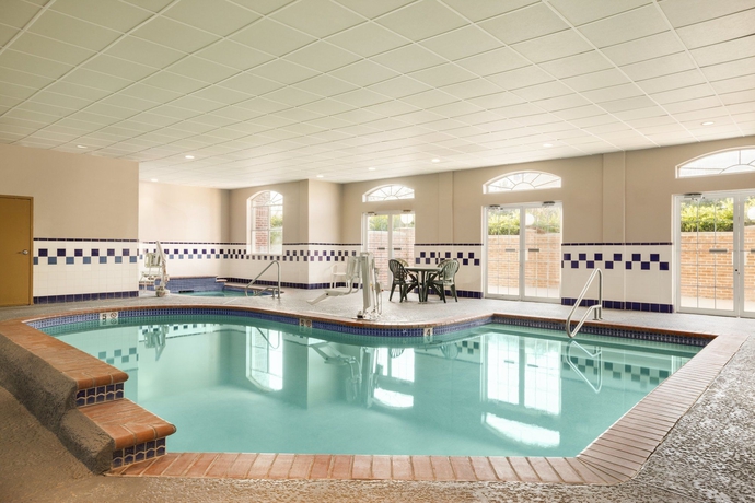 Imagen de la piscina del Hotel Country Inn and Suites By Radisson, Houston Intercontinental Airport East, Tx. Foto 13
