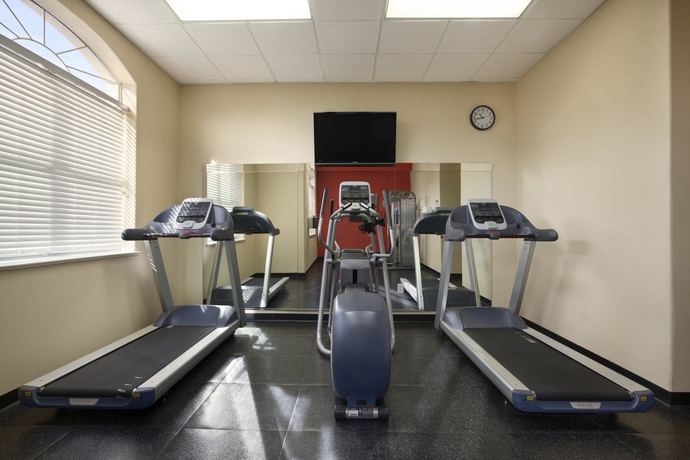 Imagen de los interiores del Hotel Country Inn and Suites By Radisson, Houston Intercontinental Airport East, Tx. Foto 8
