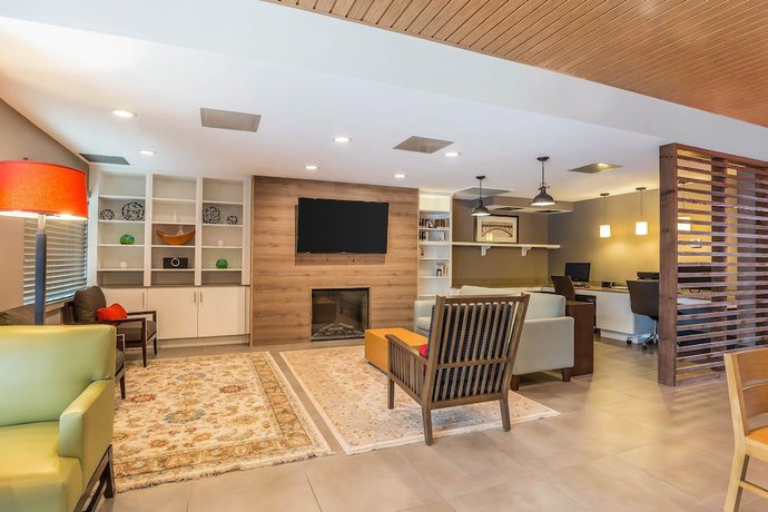Imagen de los interiores del Hotel Country Inn and Suites By Radisson Houston Westchase-westheimer. Foto 16