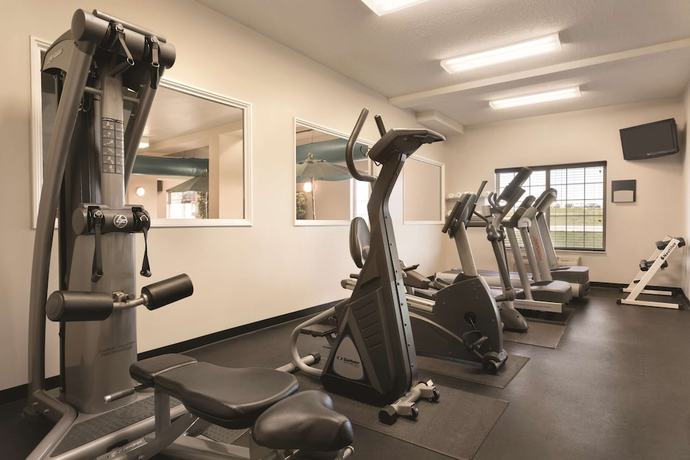 Imagen de los interiores del Hotel Country Inn and Suites By Radisson, Indianapolis Airport South, In. Foto 16