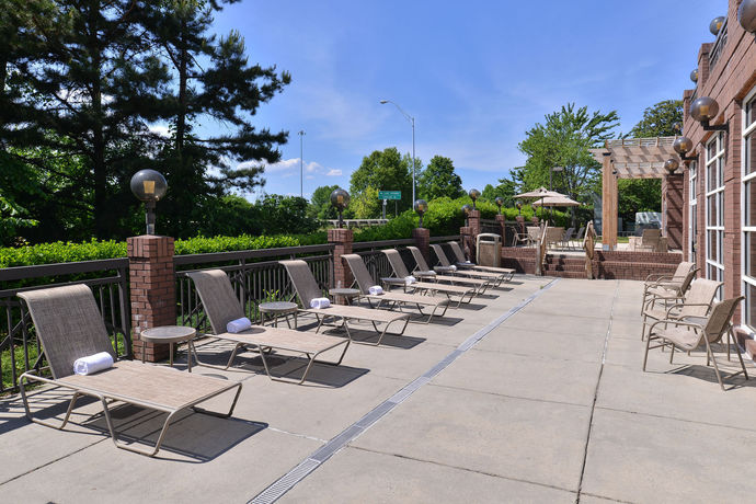 Imagen de los exteriores del Hotel Country Inn and Suites By Radisson, Lake Norman Huntersville, Nc. Foto 10