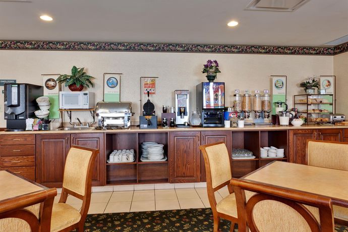 Imagen de los interiores del Hotel Country Inn and Suites By Radisson, London South, On. Foto 6