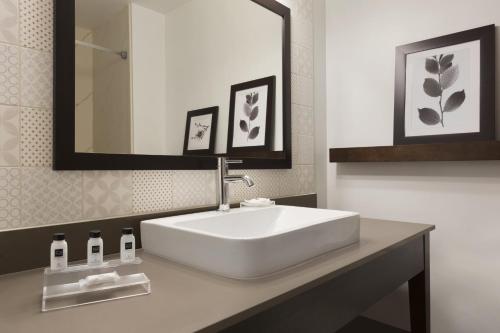 Imagen de la habitación del Hotel Country Inn and Suites By Radisson, Myrtle Beach, Sc. Foto 9
