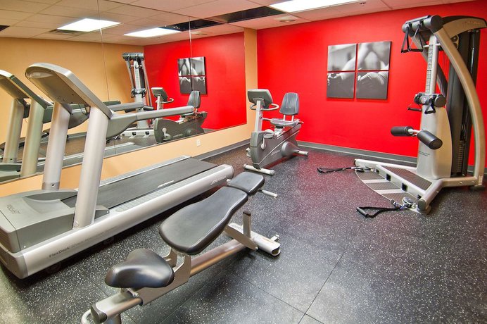 Imagen de los interiores del Hotel Country Inn and Suites By Radisson, Oklahoma City At Northwest Expressway, Ok. Foto 25