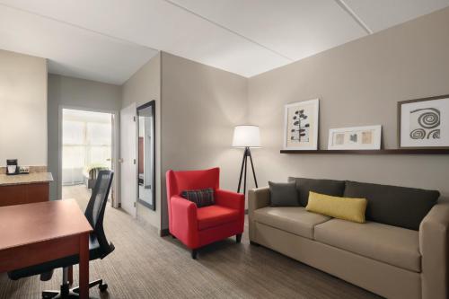 Imagen de la habitación del Hotel Country Inn and Suites By Radisson, Orlando Airport, Fl. Foto 10