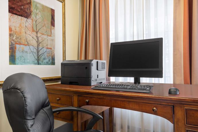 Imagen de los interiores del Hotel Country Inn and Suites By Radisson, Owatonna, Mn. Foto 19