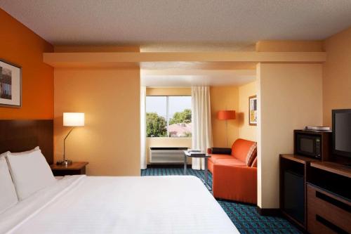 Imagen de la habitación del Hotel Country Inn and Suites By Radisson, Phoenix Airport, Az. Foto 15