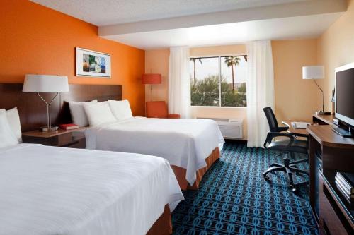Imagen de la habitación del Hotel Country Inn and Suites By Radisson, Phoenix Airport, Az. Foto 18