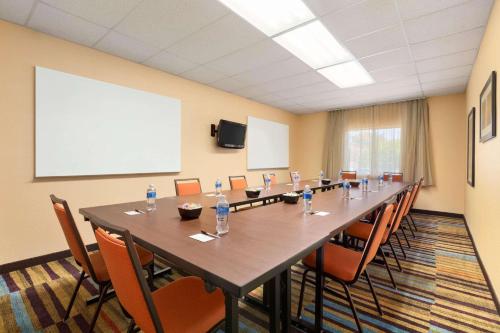 Imagen general del Hotel Country Inn and Suites By Radisson, Phoenix Airport, Az. Foto 7