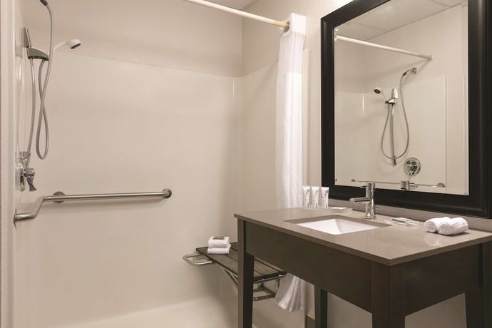 Imagen general del Hotel Country Inn and Suites By Radisson, Port Clinton, Oh. Foto 1