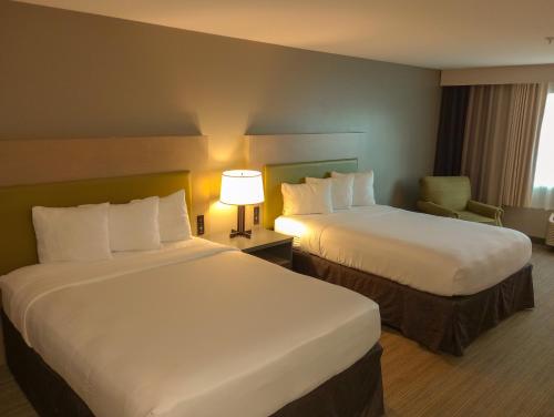 Imagen de la habitación del Hotel Country Inn and Suites By Radisson, Portland International Airport, Or. Foto 15