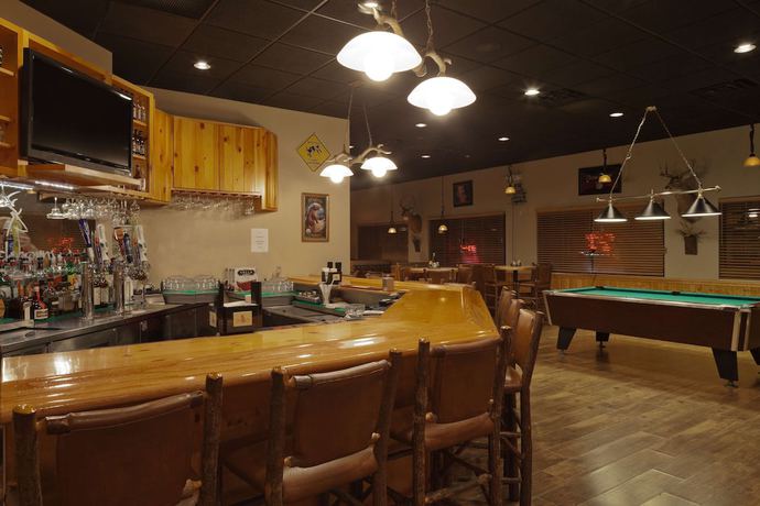 Imagen del bar/restaurante del Hotel Country Inn and Suites By Radisson, Prairie Du Chien, Wi. Foto 8