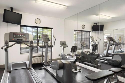 Imagen general del Hotel Country Inn and Suites By Radisson, Romeoville, Il. Foto 3