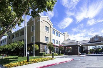 Imagen general del Hotel Country Inn and Suites By Radisson, San Jose International Airport, Ca. Foto 1