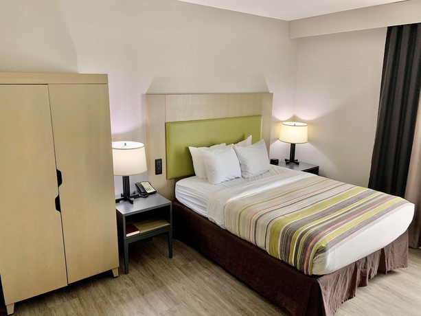 Imagen de la habitación del Hotel Country Inn and Suites By Radisson, Sandusky South, Oh. Foto 16