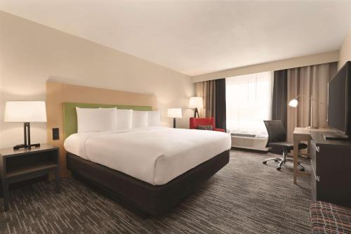 Imagen de la habitación del Hotel Country Inn and Suites By Radisson, Savannah Midtown, Ga. Foto 7
